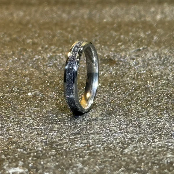The Aurora Onyx (4mm)